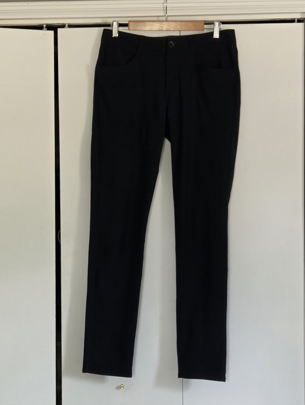 Vuori Navy Men's Dress Pants - Slim Fit